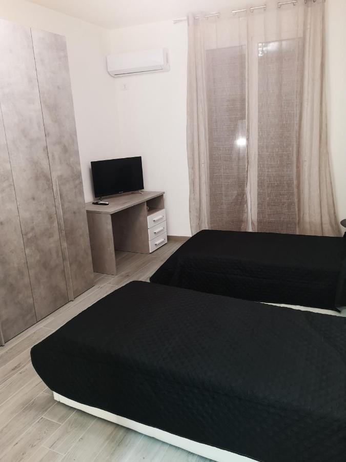 Camurria Sicily Home Montelepre ภายนอก รูปภาพ