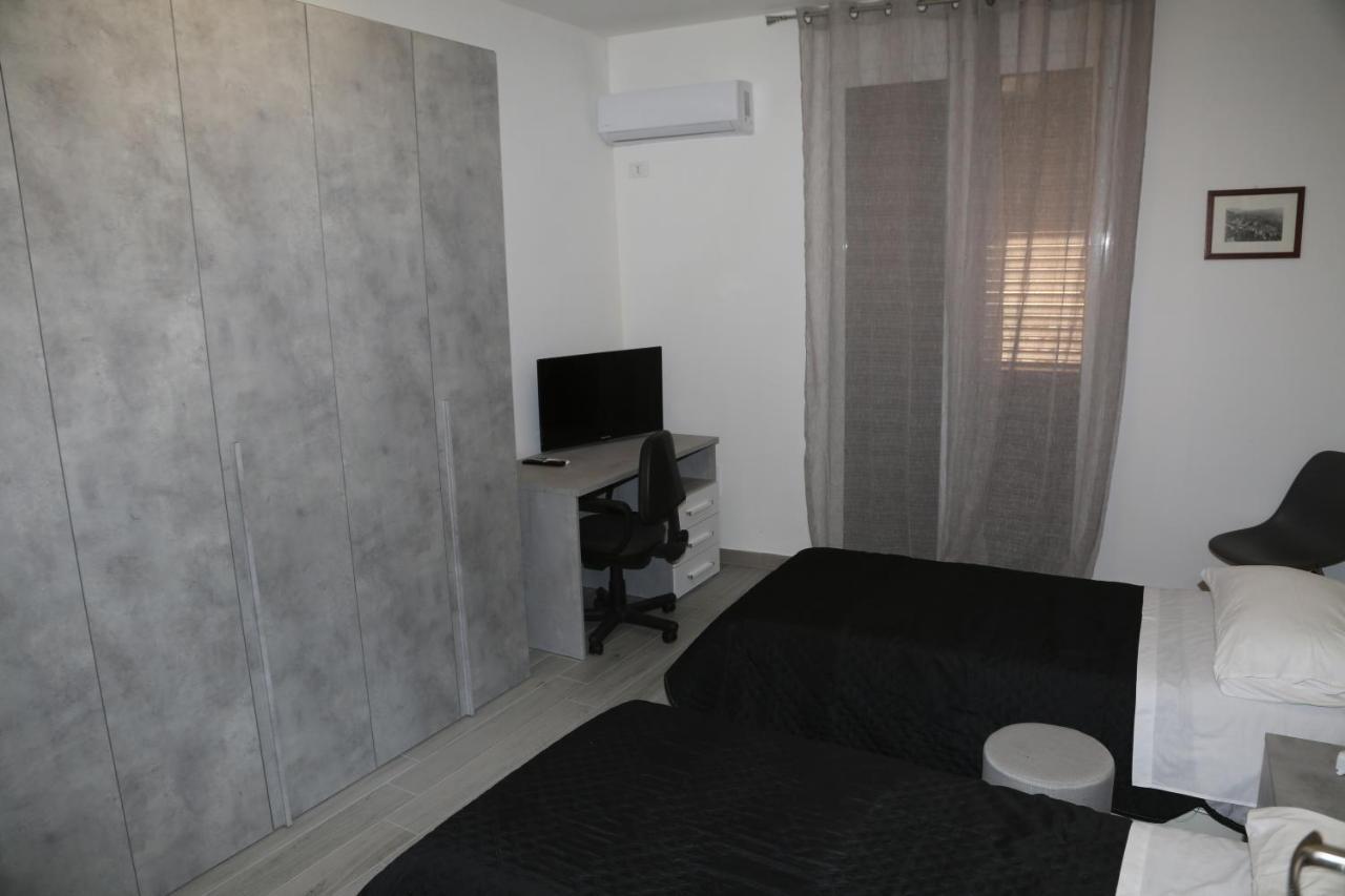Camurria Sicily Home Montelepre ภายนอก รูปภาพ